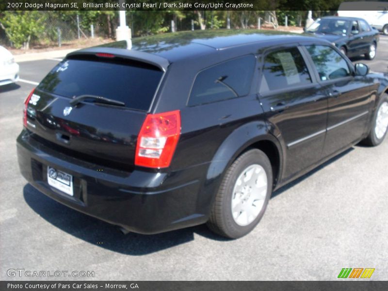 Brilliant Black Crystal Pearl / Dark Slate Gray/Light Graystone 2007 Dodge Magnum SE