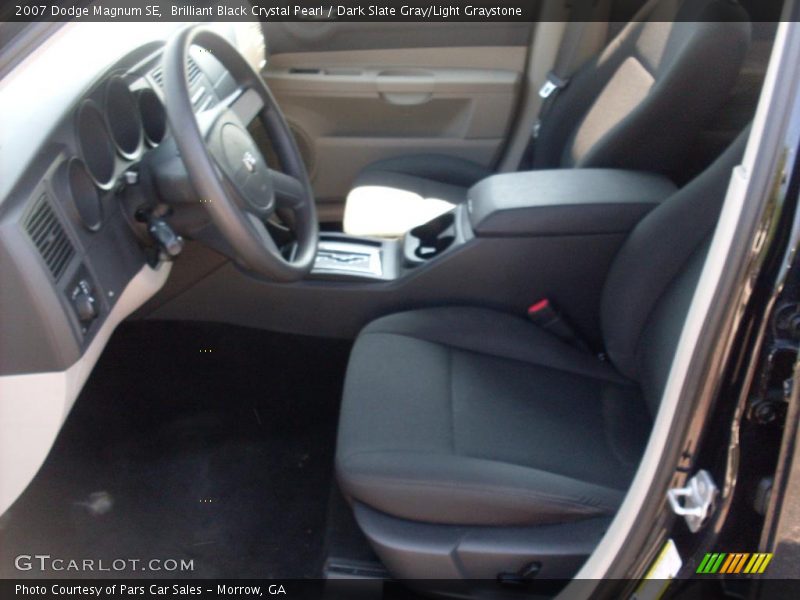 Brilliant Black Crystal Pearl / Dark Slate Gray/Light Graystone 2007 Dodge Magnum SE