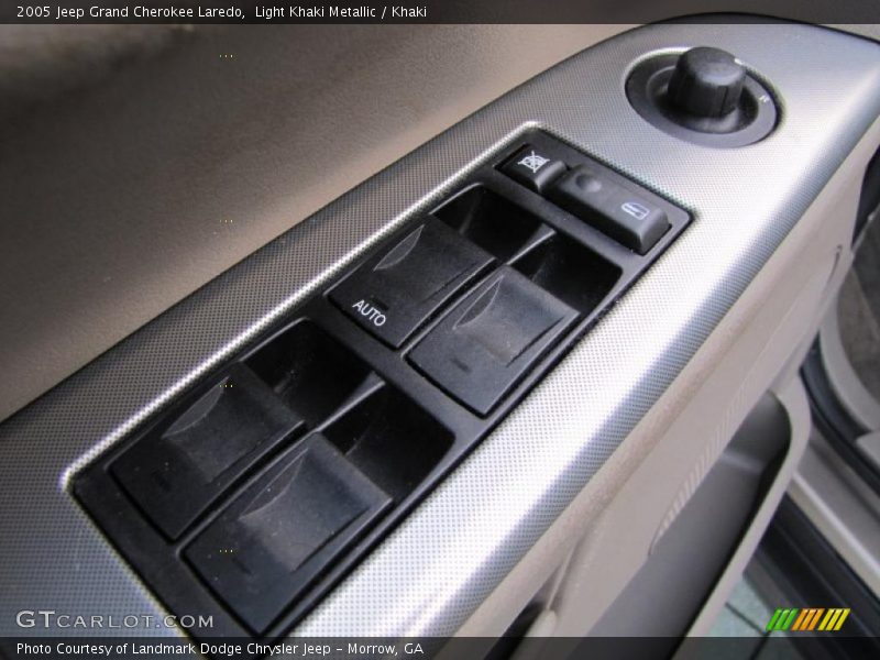 Light Khaki Metallic / Khaki 2005 Jeep Grand Cherokee Laredo
