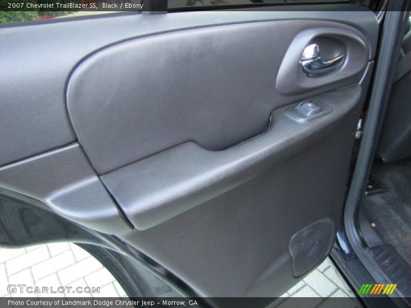  2007 TrailBlazer SS Ebony Interior