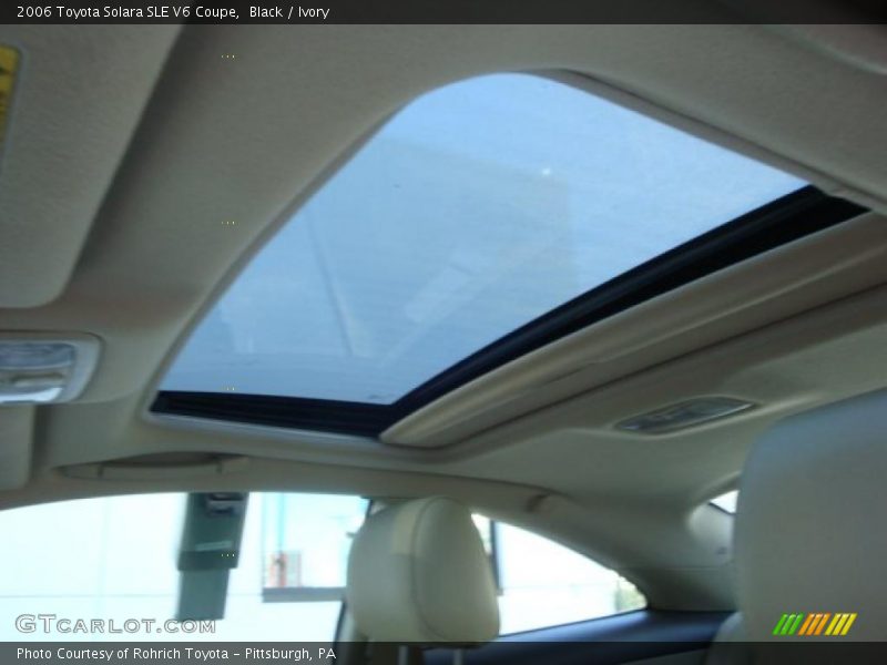 Black / Ivory 2006 Toyota Solara SLE V6 Coupe