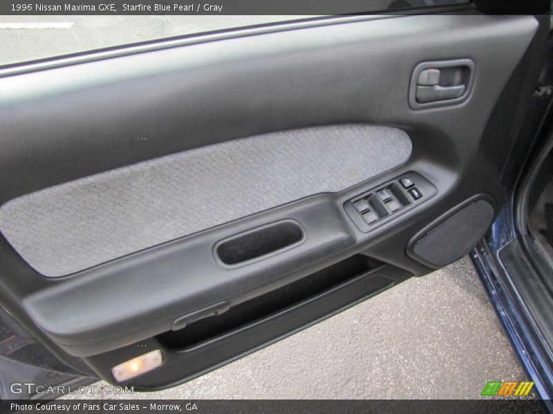 Starfire Blue Pearl / Gray 1996 Nissan Maxima GXE