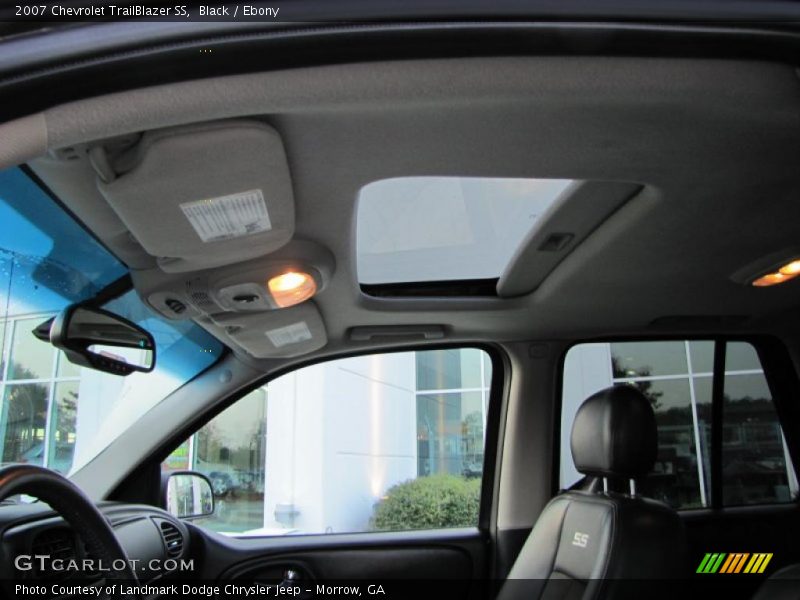  2007 TrailBlazer SS Ebony Interior