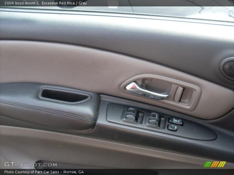  2004 Axiom S Gray Interior