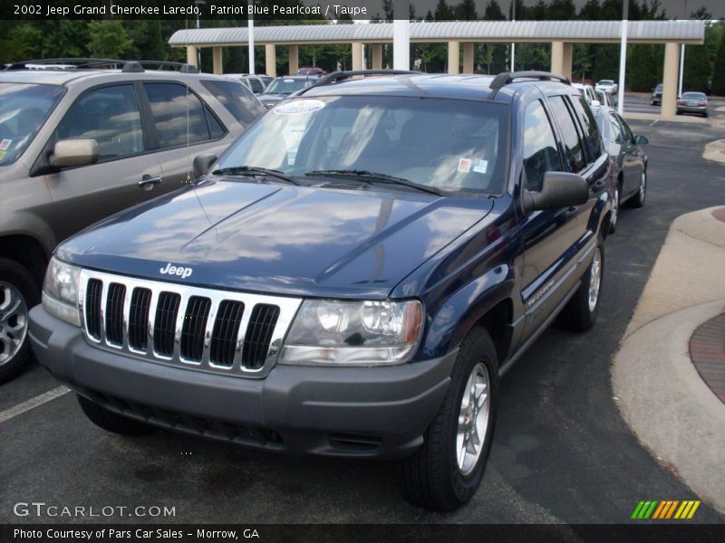 Patriot Blue Pearlcoat / Taupe 2002 Jeep Grand Cherokee Laredo