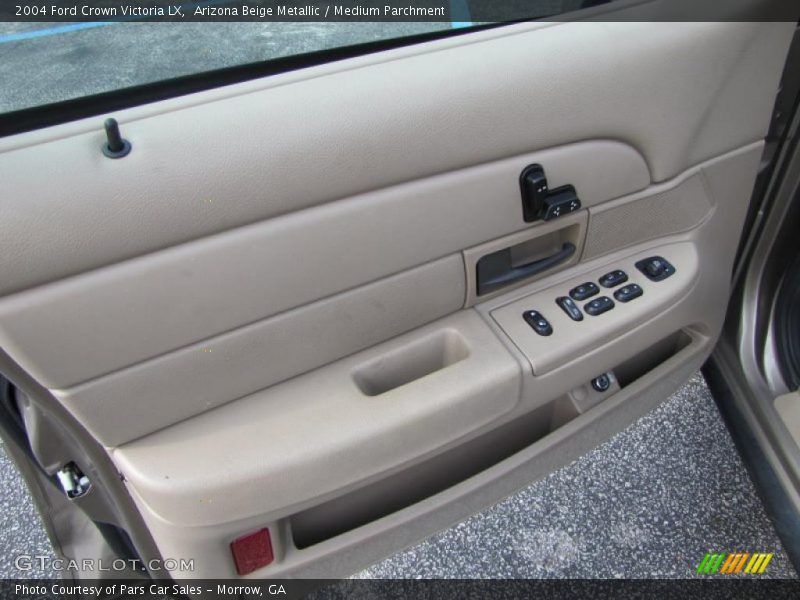  2004 Crown Victoria LX Medium Parchment Interior