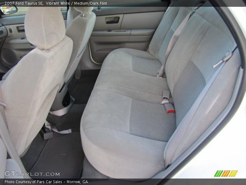Vibrant White / Medium/Dark Flint 2007 Ford Taurus SE