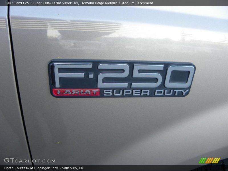  2002 F250 Super Duty Lariat SuperCab Logo
