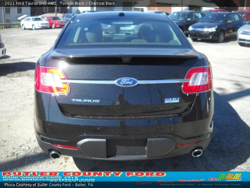 Tuxedo Black / Charcoal Black 2011 Ford Taurus SHO AWD