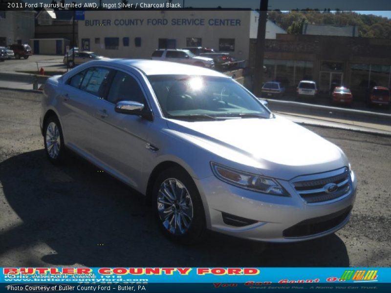 Ingot Silver / Charcoal Black 2011 Ford Taurus Limited AWD
