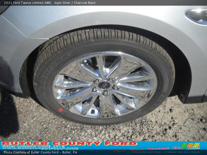 Ingot Silver / Charcoal Black 2011 Ford Taurus Limited AWD