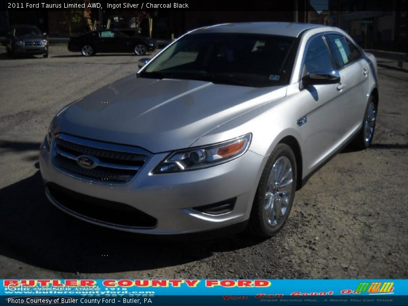 Ingot Silver / Charcoal Black 2011 Ford Taurus Limited AWD