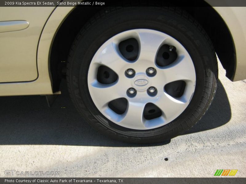 Sand Beige Metallic / Beige 2009 Kia Spectra EX Sedan