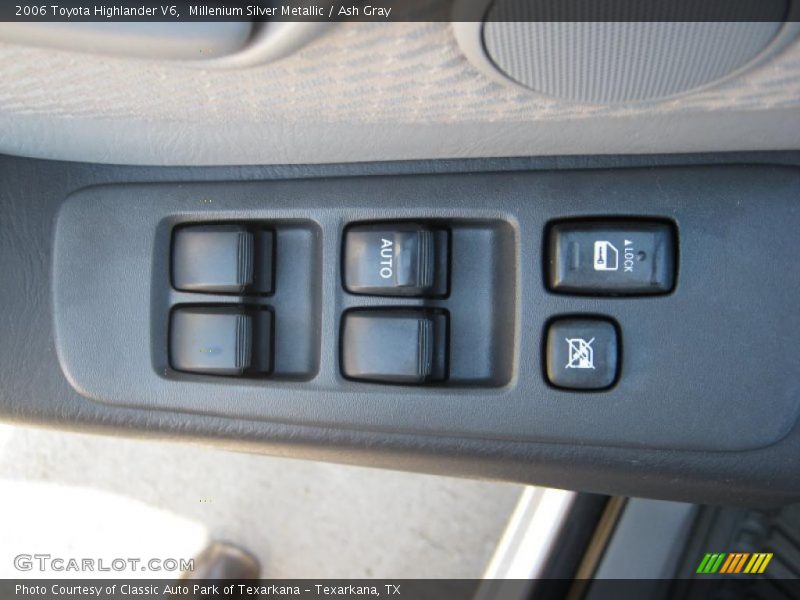 Millenium Silver Metallic / Ash Gray 2006 Toyota Highlander V6