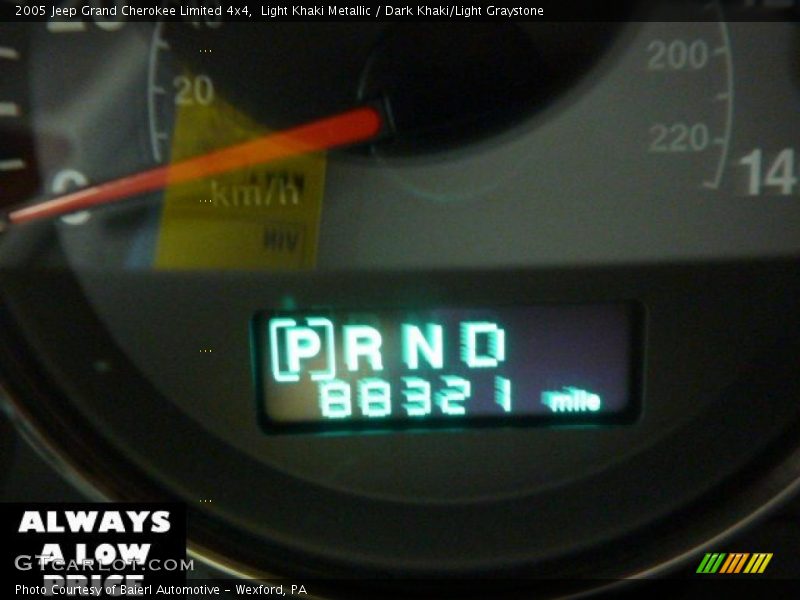 Light Khaki Metallic / Dark Khaki/Light Graystone 2005 Jeep Grand Cherokee Limited 4x4