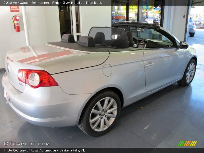 Reflex Silver Metallic / Titan Black 2010 Volkswagen Eos Komfort