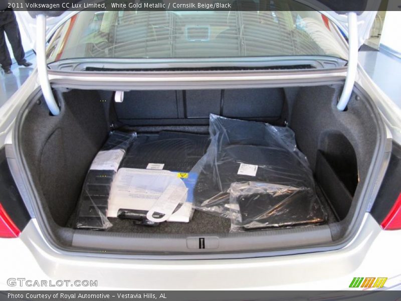  2011 CC Lux Limited Trunk