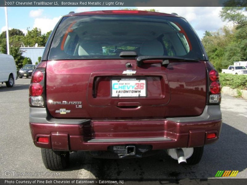 Bordeaux Red Metallic / Light Gray 2007 Chevrolet TrailBlazer LS