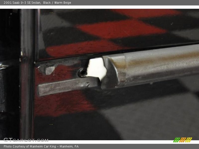 Black / Warm Beige 2001 Saab 9-3 SE Sedan