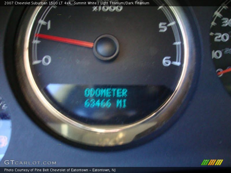 Summit White / Light Titanium/Dark Titanium 2007 Chevrolet Suburban 1500 LT 4x4