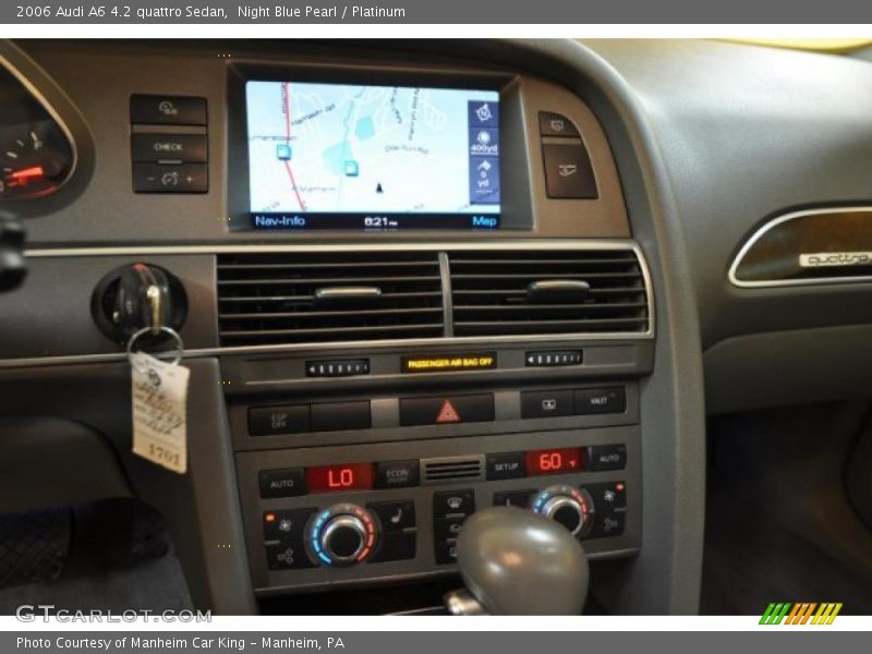 Controls of 2006 A6 4.2 quattro Sedan