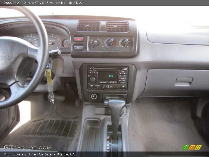 Silver Ice Metallic / Dusk 2000 Nissan Xterra XE V6