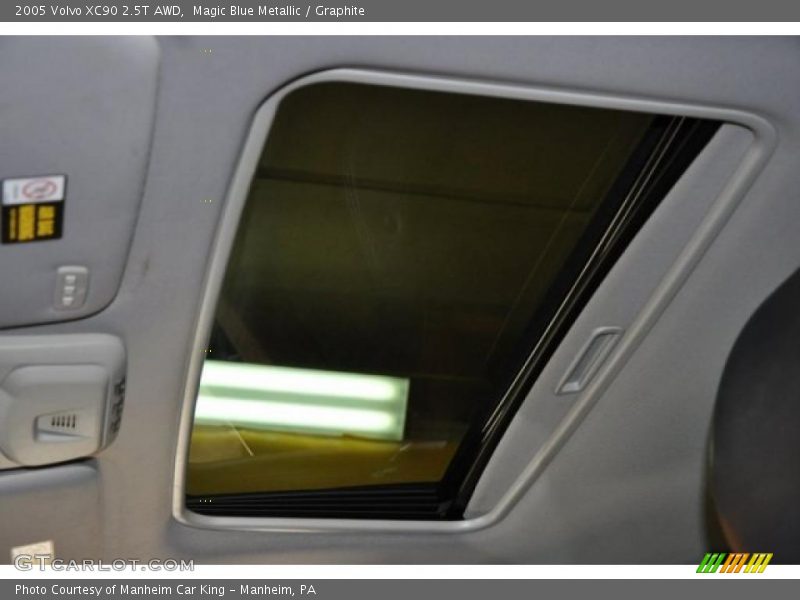 Magic Blue Metallic / Graphite 2005 Volvo XC90 2.5T AWD