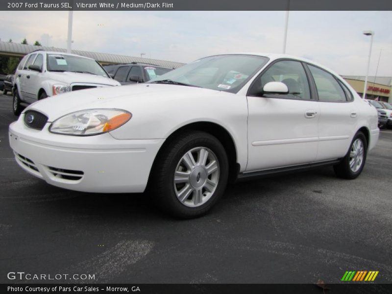 Vibrant White / Medium/Dark Flint 2007 Ford Taurus SEL