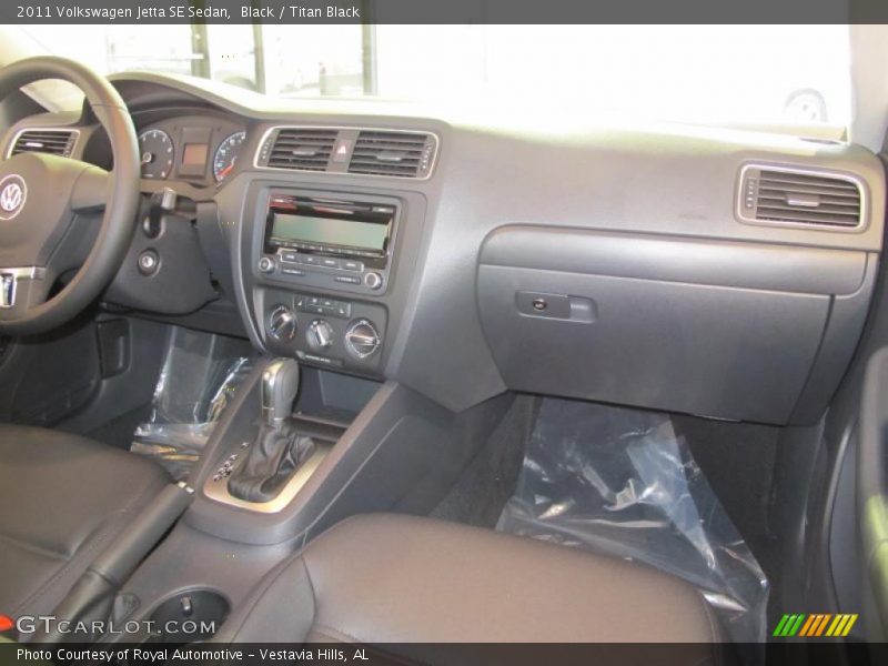 Dashboard of 2011 Jetta SE Sedan