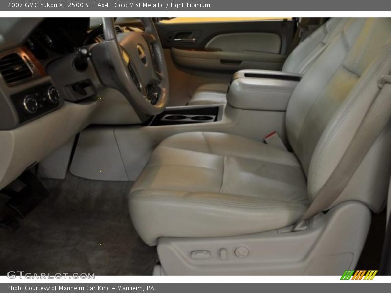 Gold Mist Metallic / Light Titanium 2007 GMC Yukon XL 2500 SLT 4x4