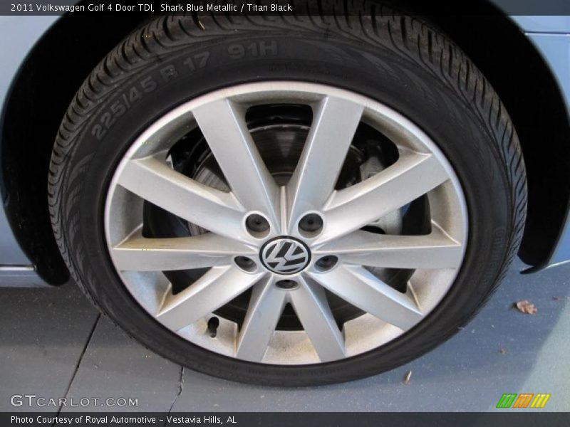  2011 Golf 4 Door TDI Wheel