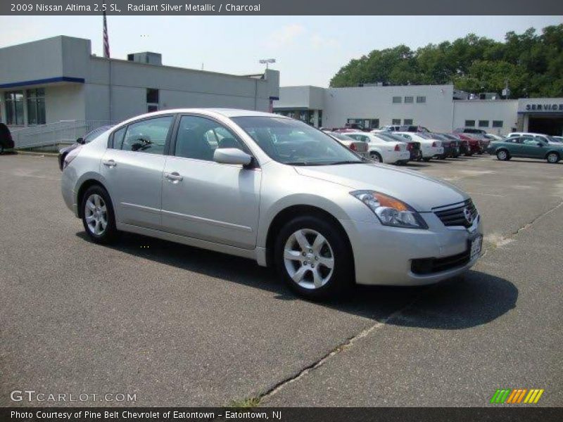 Radiant Silver Metallic / Charcoal 2009 Nissan Altima 2.5 SL
