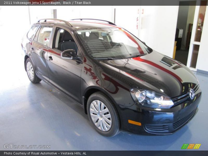 Black / Titan Black 2011 Volkswagen Jetta S SportWagen