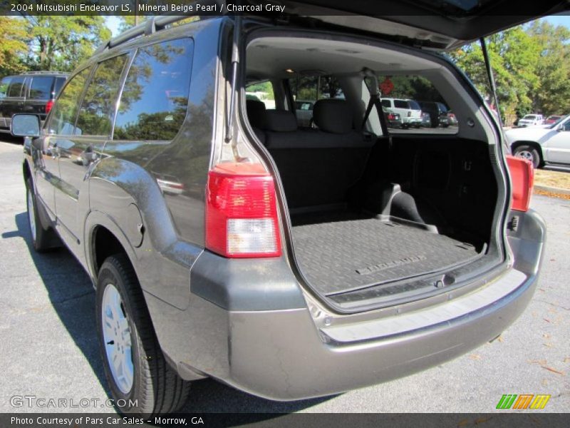 Mineral Beige Pearl / Charcoal Gray 2004 Mitsubishi Endeavor LS