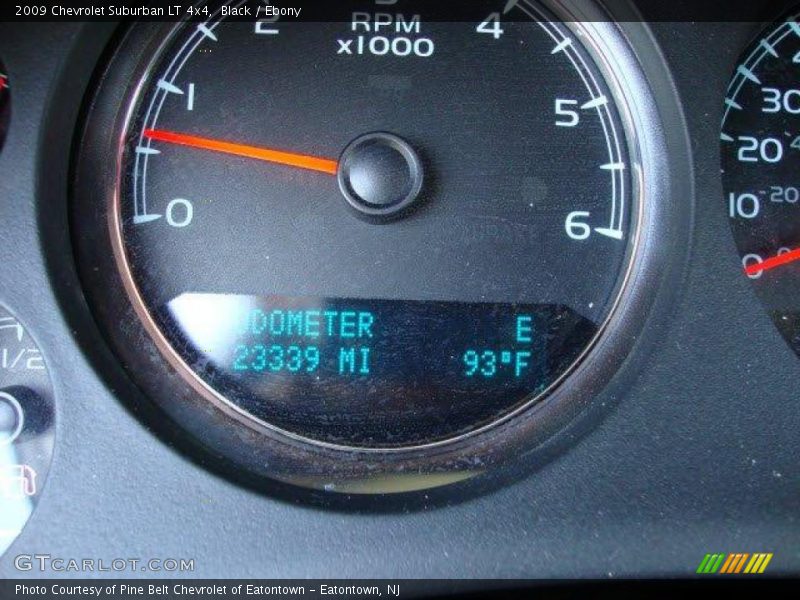 Black / Ebony 2009 Chevrolet Suburban LT 4x4