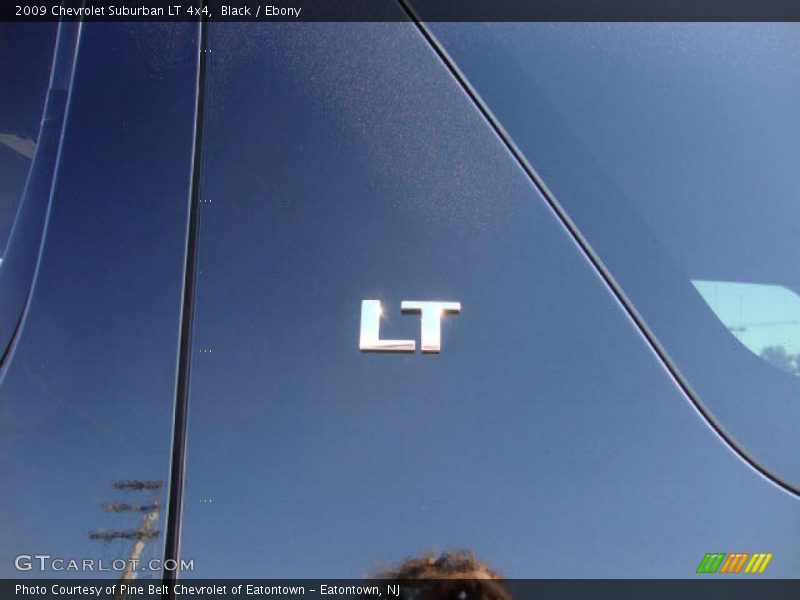 Black / Ebony 2009 Chevrolet Suburban LT 4x4