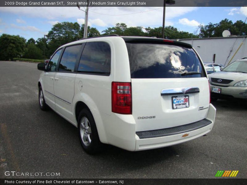 Stone White / Medium Slate Gray/Light Shale 2009 Dodge Grand Caravan SXT
