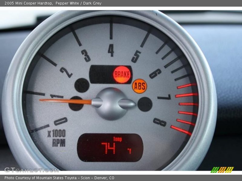 Pepper White / Dark Grey 2005 Mini Cooper Hardtop
