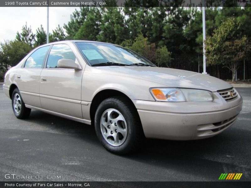 Cashmere Beige Metallic / Oak 1998 Toyota Camry CE
