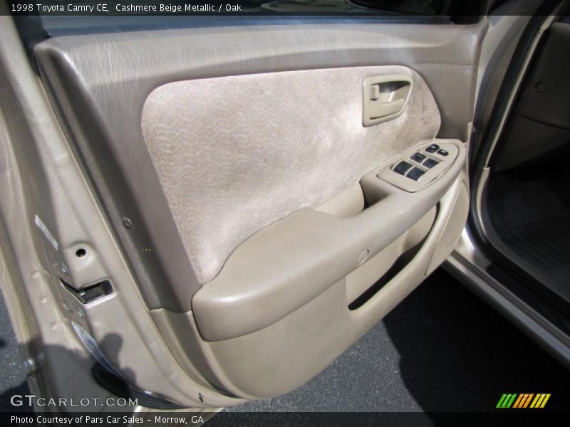 Cashmere Beige Metallic / Oak 1998 Toyota Camry CE