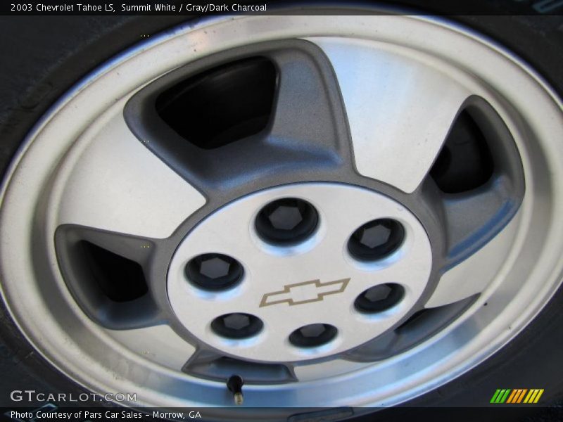 Summit White / Gray/Dark Charcoal 2003 Chevrolet Tahoe LS