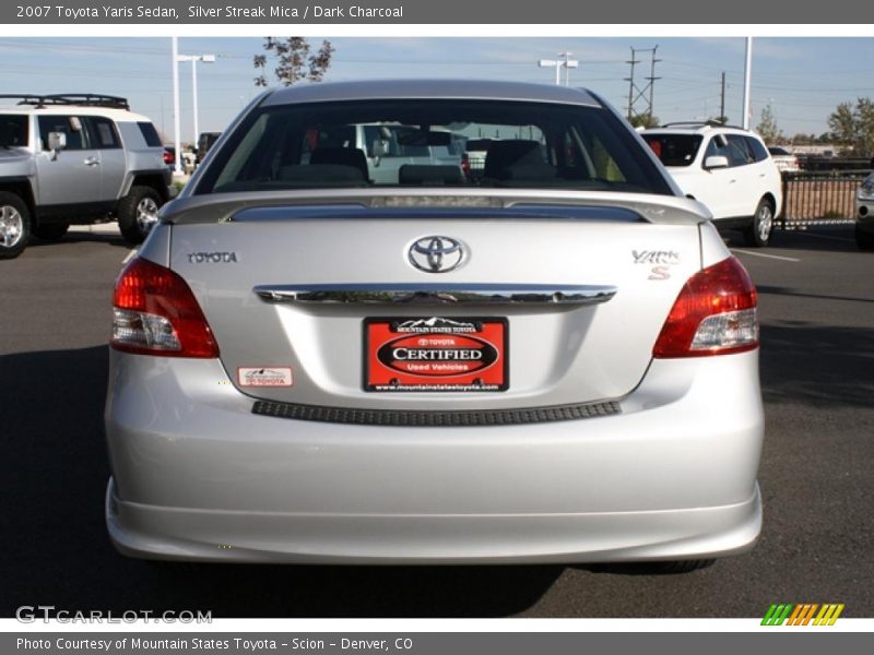 Silver Streak Mica / Dark Charcoal 2007 Toyota Yaris Sedan