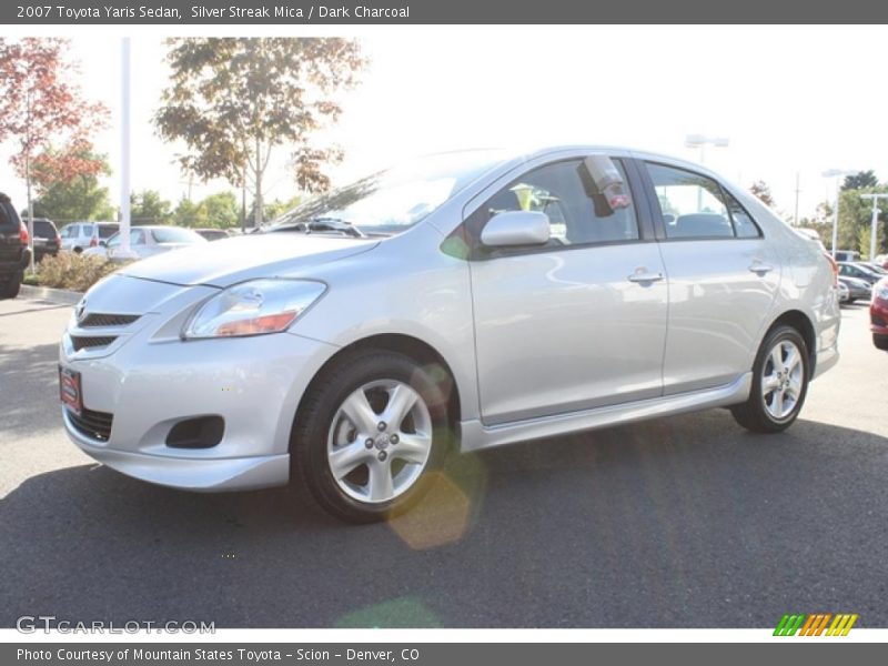 Silver Streak Mica / Dark Charcoal 2007 Toyota Yaris Sedan