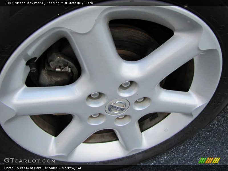 Sterling Mist Metallic / Black 2002 Nissan Maxima SE