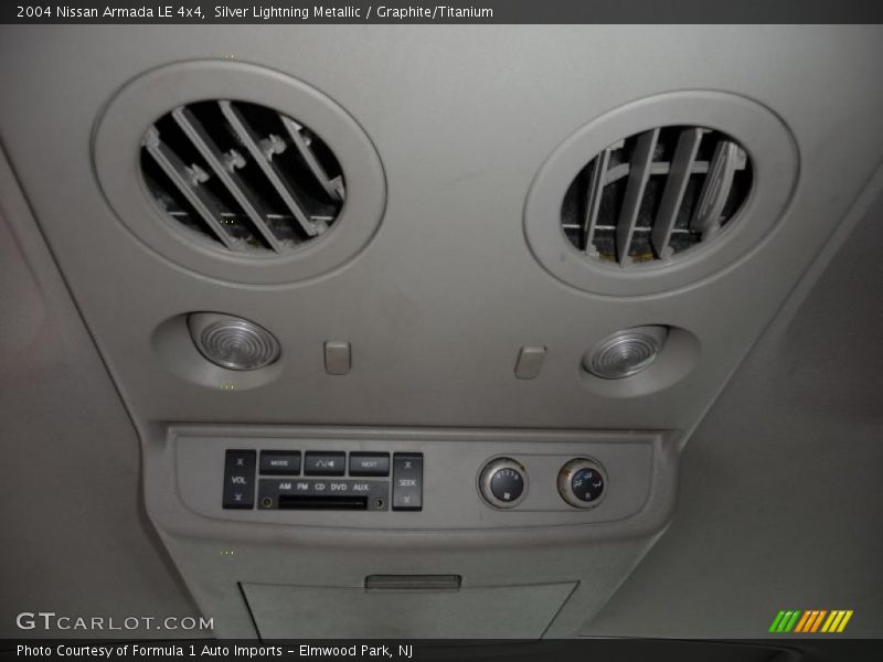 Silver Lightning Metallic / Graphite/Titanium 2004 Nissan Armada LE 4x4