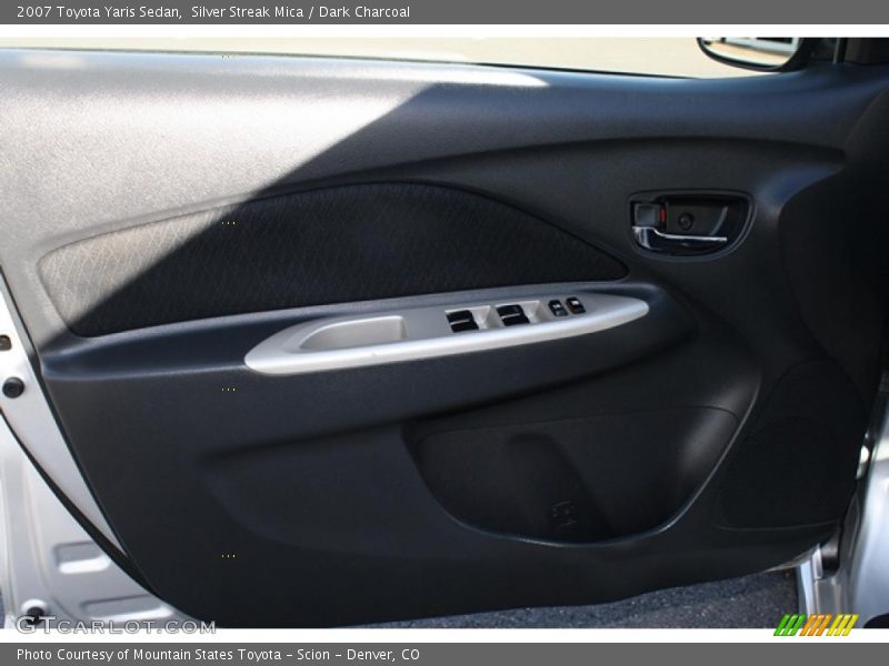 Silver Streak Mica / Dark Charcoal 2007 Toyota Yaris Sedan