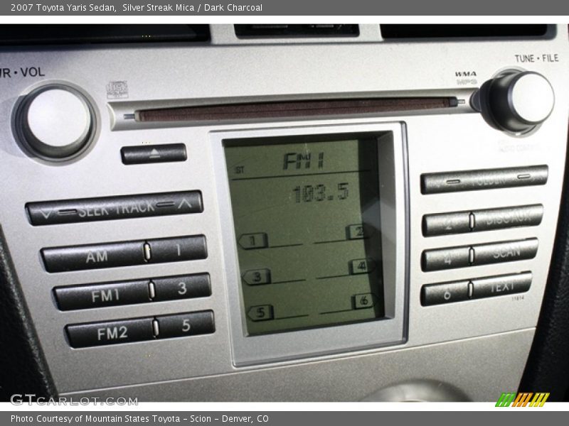 Silver Streak Mica / Dark Charcoal 2007 Toyota Yaris Sedan