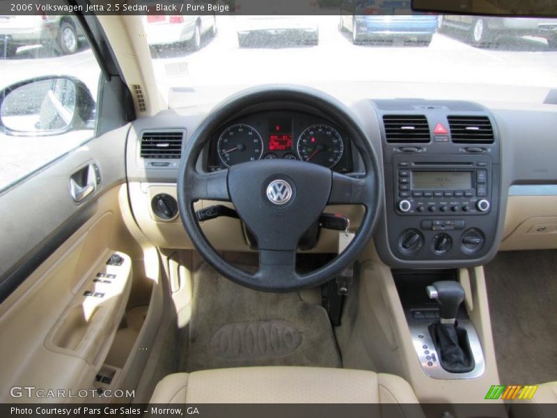 Black / Pure Beige 2006 Volkswagen Jetta 2.5 Sedan