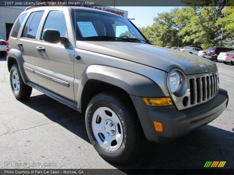 Light Khaki Metallic / Khaki 2007 Jeep Liberty Sport