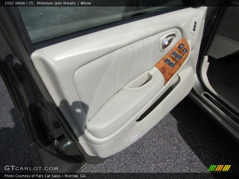 Millenium Jade Metallic / Willow 2002 Infiniti I 35